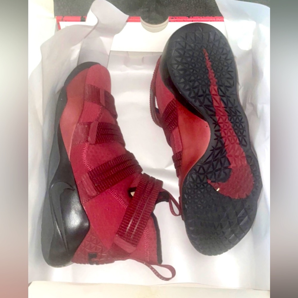 “Burgundy” Lebron James #soldierxi